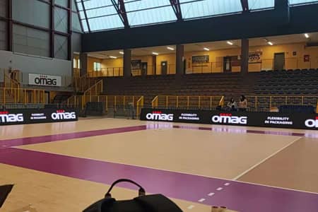 Indoor basketball arena LED display center-hung scoreboard